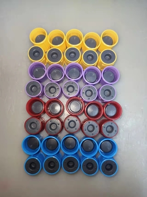 O tubo da coleção do sangue de Vacuum parte o bujão de borracha dos fechamentos da segurança